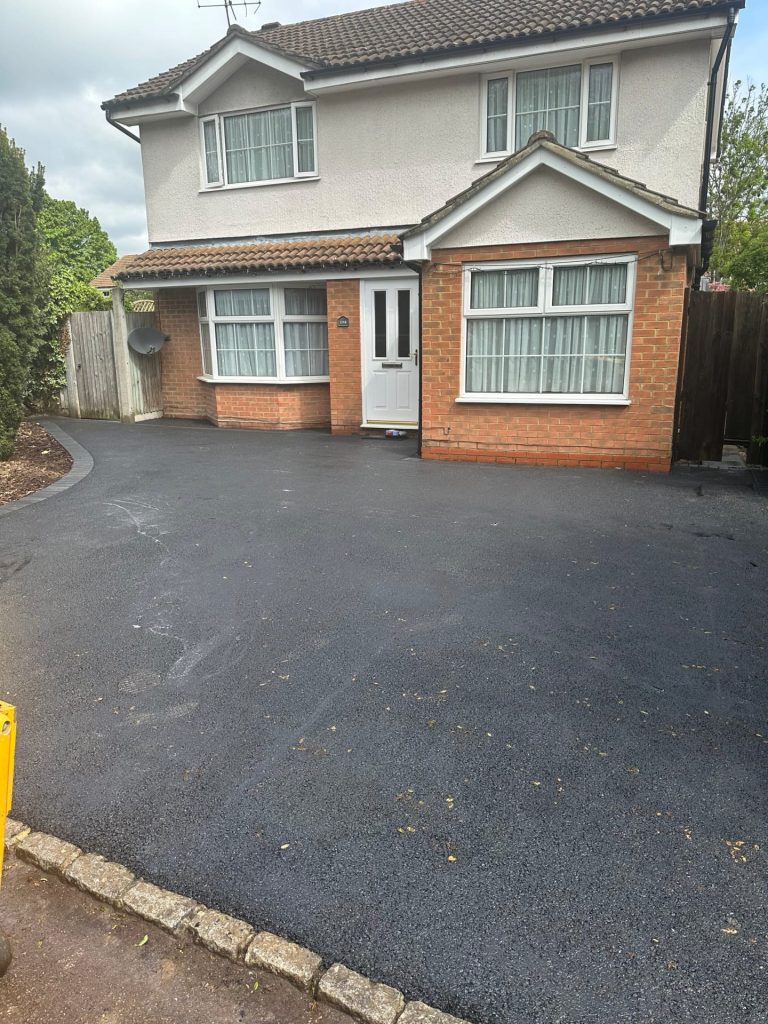 asphalt tarmac driveway surfacing 002